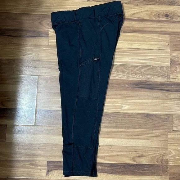 Champion Women Black‎ Cropped Athletic Leggings Capri Pants Size S - Picture 3 of 7